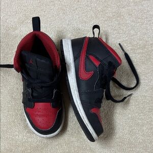 Nike MLB Kids Black and Red Sneakers